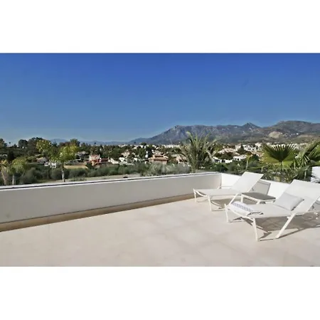 Beautiful With Amazing Views Villa